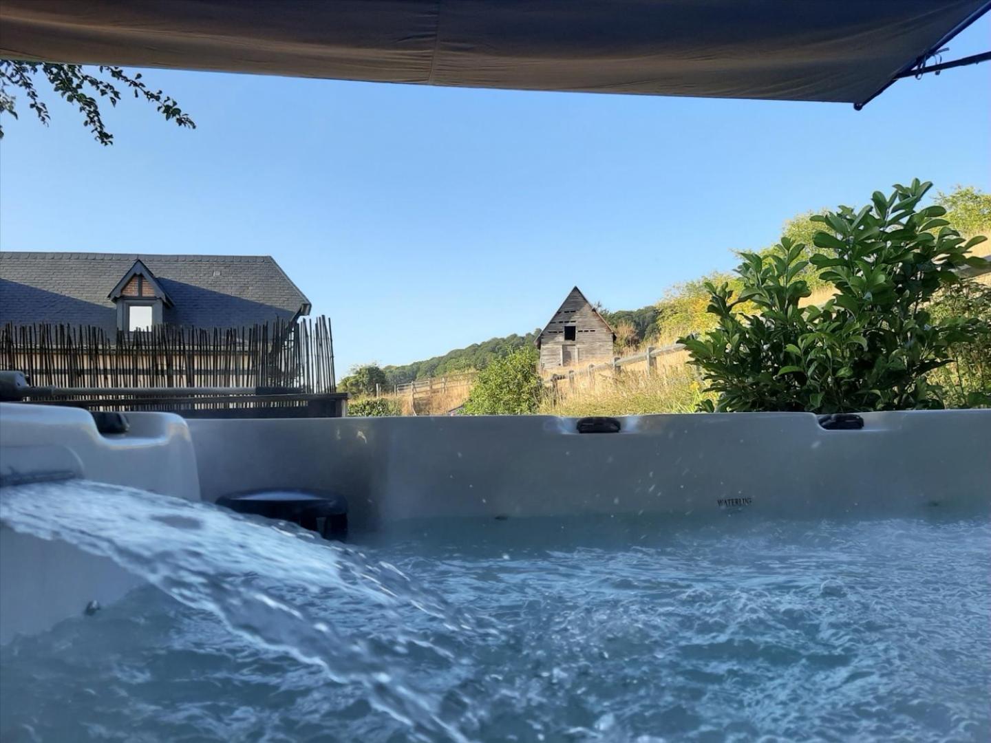 La Longère Des Nuits De Varenne Muchedent Extérieur photo